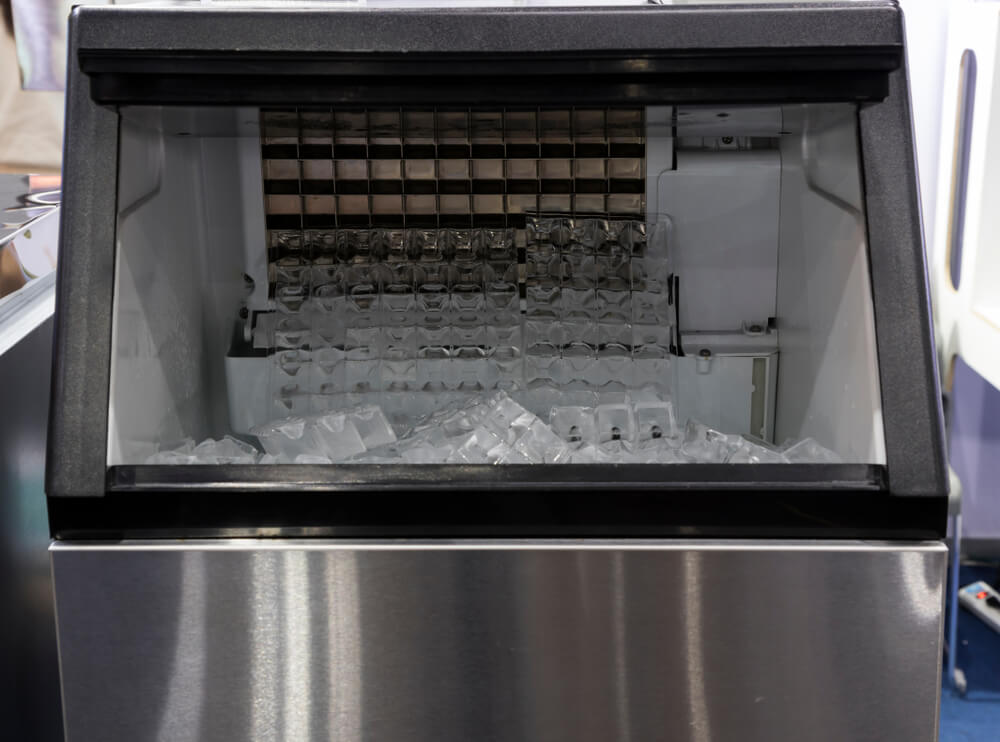 commercial ice machine maker with lid open